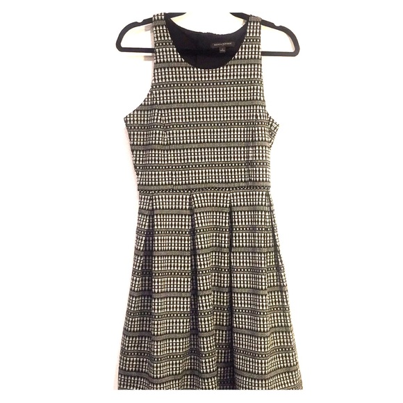 Banana Republic Dresses & Skirts - Banana Republic Dress with Pockets Size S